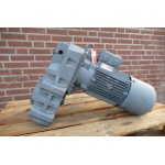 45,5 RPM 4 KW  830 Nm Asmaat 50 mm IE2. unused. 